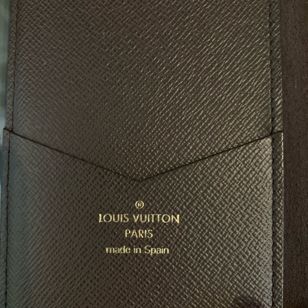 Louis Vuitton iPhone XS Max Folio - Picture 4 of 7